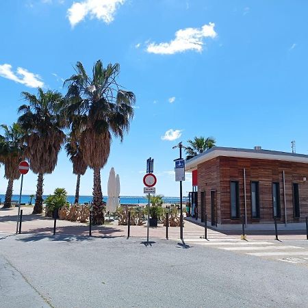 Lamberti Beach Apartment - 150 M From The Sea - Just Renewed - Wifi 萨沃纳 外观 照片